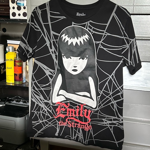 Hot Topic Tops - Black and Gray Kids T-Shirt
